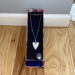 LUCKY BRAND heart necklace
